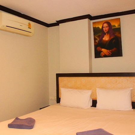 Hollywood Inn Hotel Patong Eksteriør bilde