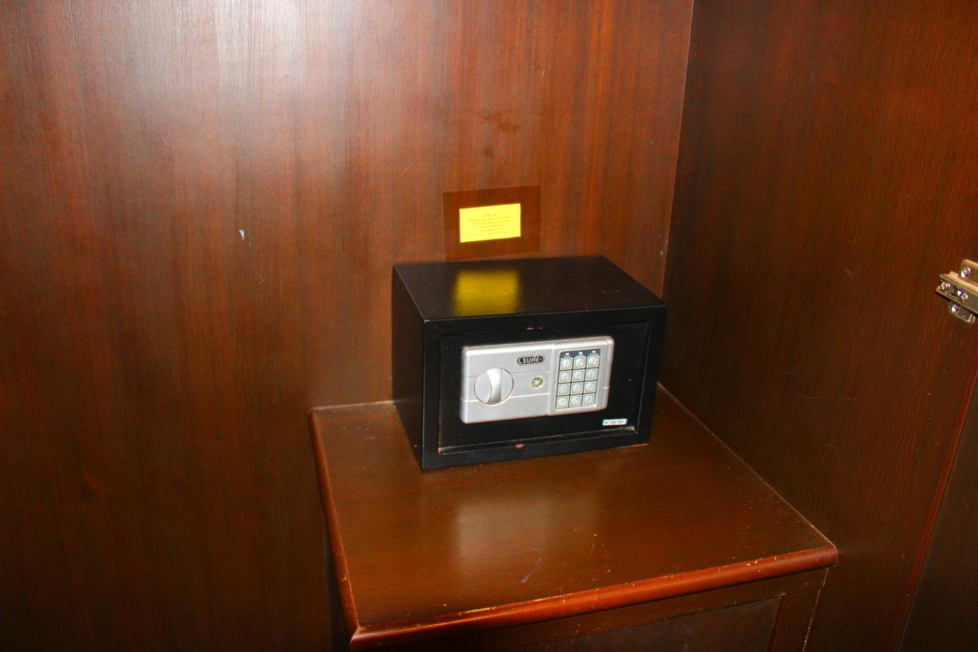 Hollywood Inn Hotel Patong Eksteriør bilde