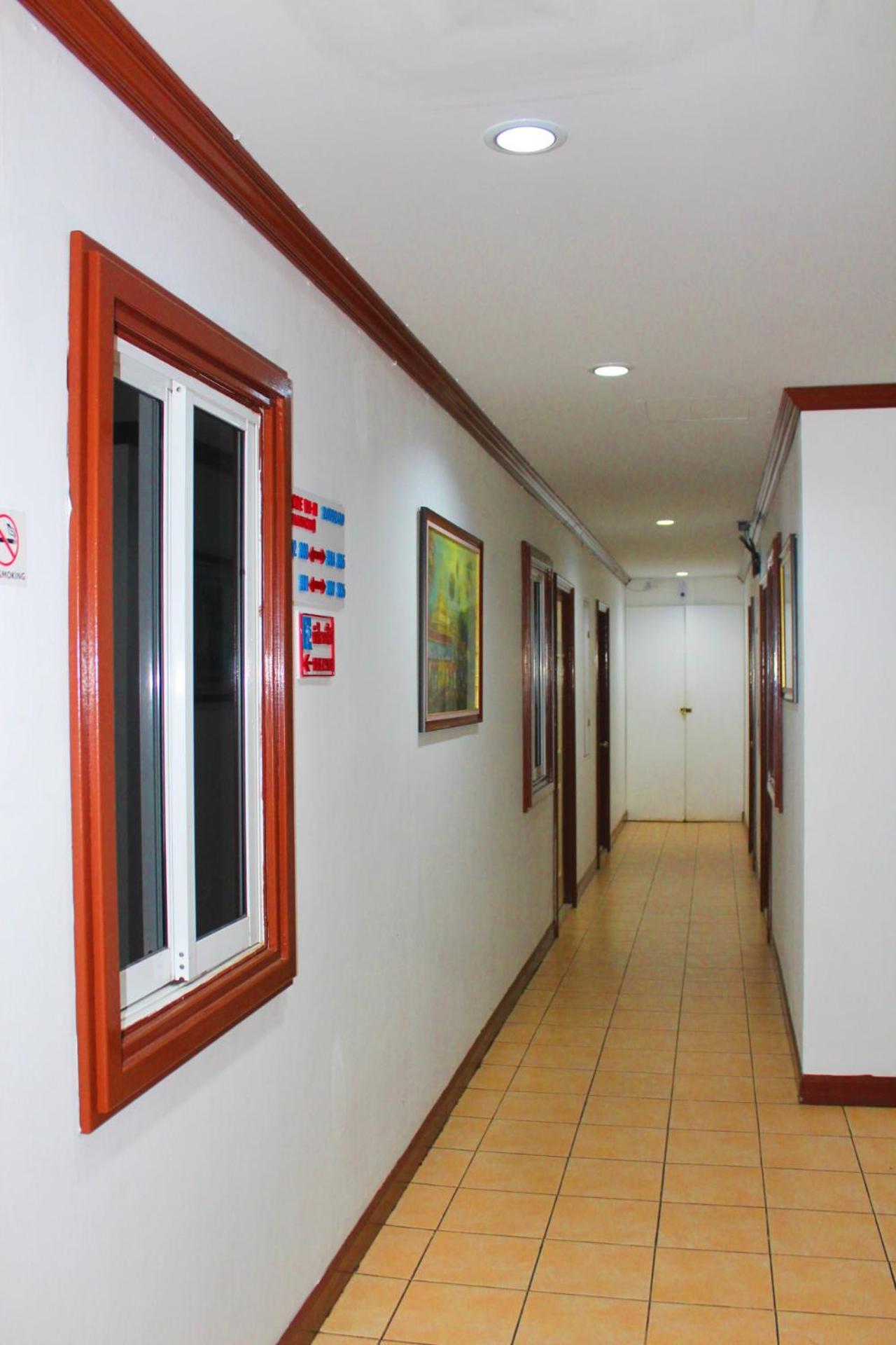 Hollywood Inn Hotel Patong Eksteriør bilde